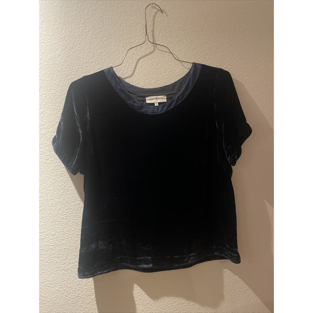 sarne, black velvet ahort sleeve blouse, Large